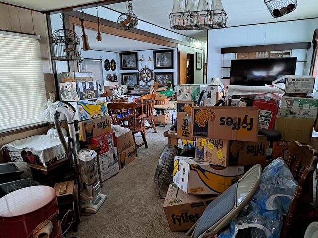 37 SUGAR RIVER Drive, Claremont, NH 03743