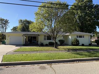 1004 Douglas Street, Joliet, IL 60435