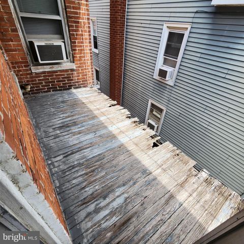 46 N WATER ST, Spring Grove, PA 17362