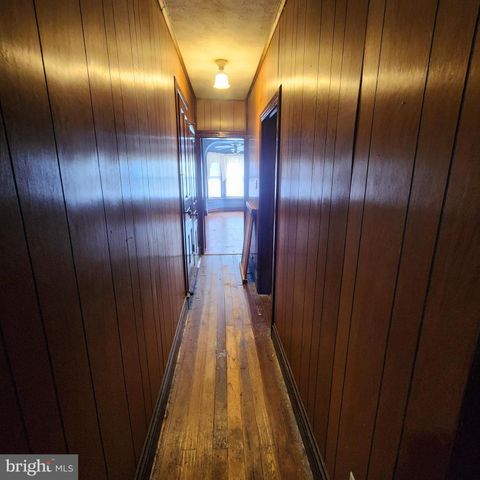 46 N WATER ST, Spring Grove, PA 17362
