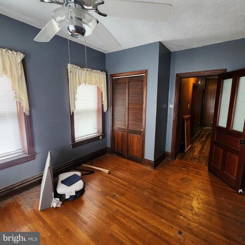 46 N WATER ST, Spring Grove, PA 17362