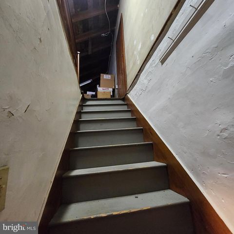 46 N WATER ST, Spring Grove, PA 17362