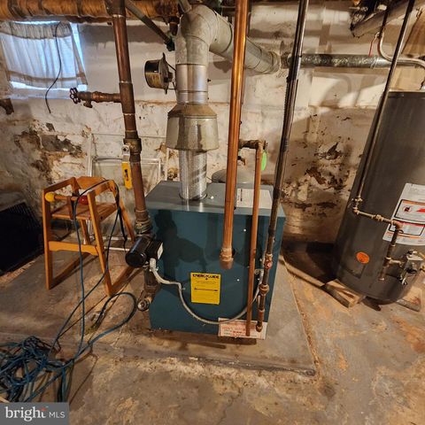 46 N WATER ST, Spring Grove, PA 17362