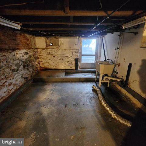 46 N WATER ST, Spring Grove, PA 17362