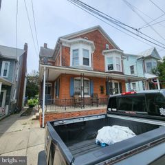 46 N WATER ST, Spring Grove, PA 17362