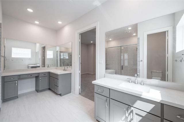 10915 Upland Retreat Drive, Houston, TX 77043