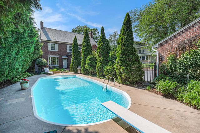 60 Lafayette Avenue NE, Grand Rapids, MI 49503