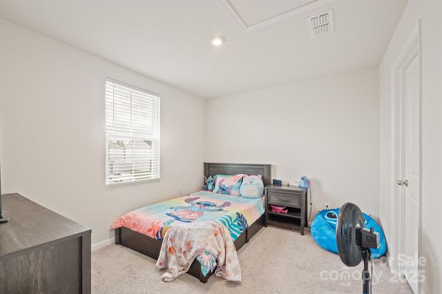 707 Pointe Andrews Drive SW, Concord, NC 28025
