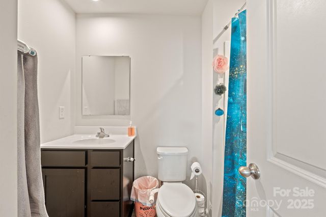 707 Pointe Andrews Drive SW, Concord, NC 28025