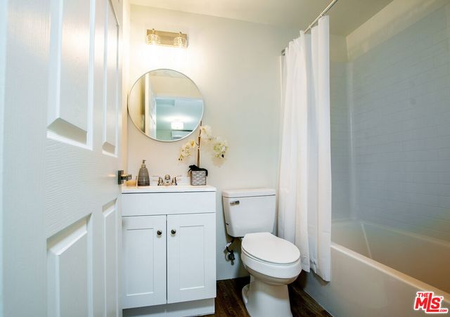 17209 Stagg Street, Van Nuys, CA 91406