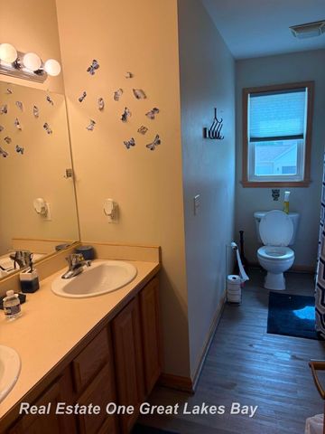 2894 Pimlico Lane, Saginaw, MI 48603