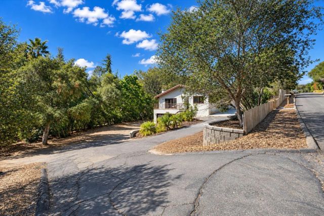 3115 BERNARDO LANE, Escondido, CA 92029