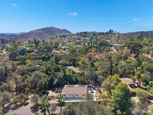 3115 BERNARDO LANE, Escondido, CA 92029