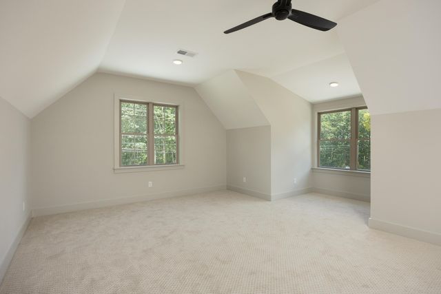 1918 Corral Road, Signal Mountain, TN 37377