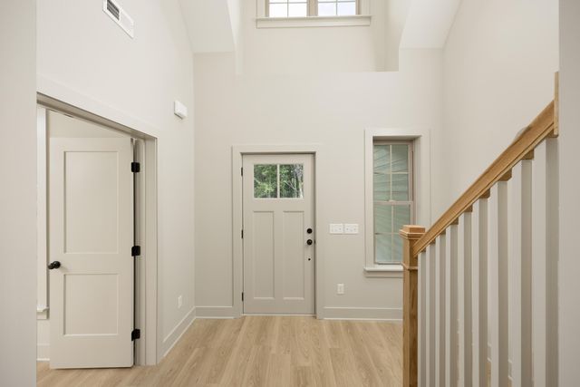 1918 Corral Road, Signal Mountain, TN 37377