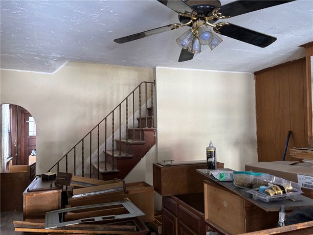 152 W 15th Ave, Homestead, PA 15120