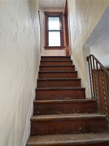 152 W 15th Ave, Homestead, PA 15120