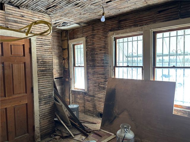 152 W 15th Ave, Homestead, PA 15120