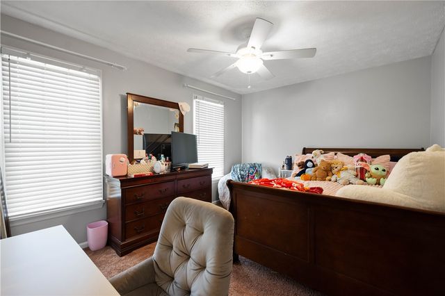 310 Rocky Ridge Road, Bethel Park, PA 15102