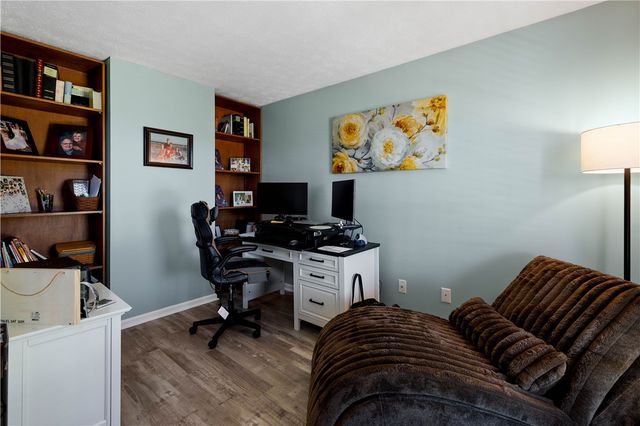 310 Rocky Ridge Road, Bethel Park, PA 15102