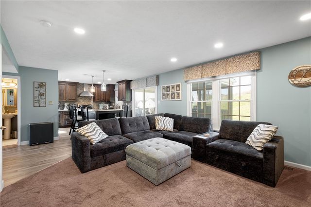 310 Rocky Ridge Road, Bethel Park, PA 15102