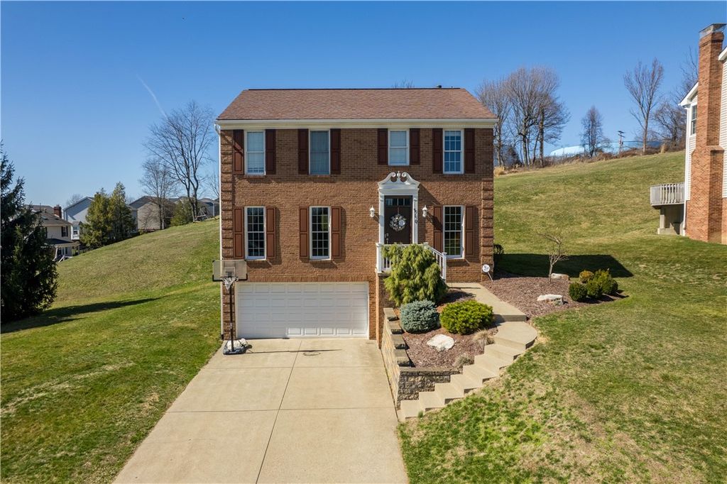 310 Rocky Ridge Road, Bethel Park, PA 15102