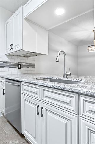 35863 Hunter Avenue, Westland, MI 48185