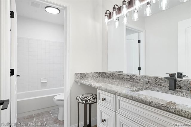 35863 Hunter Avenue, Westland, MI 48185