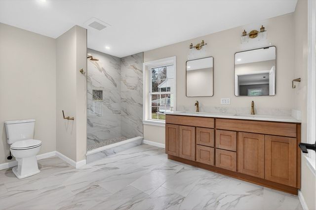 65 Ormonde Rd, Methuen, MA 01844