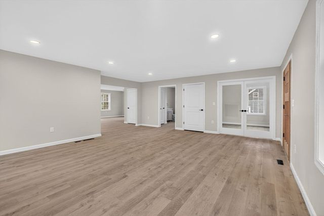 65 Ormonde Rd, Methuen, MA 01844