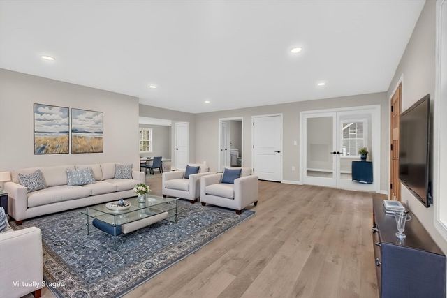 65 Ormonde Rd, Methuen, MA 01844