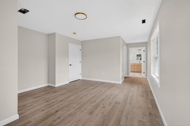 65 Ormonde Rd, Methuen, MA 01844