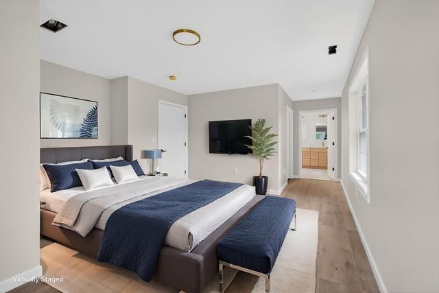 65 Ormonde Rd, Methuen, MA 01844