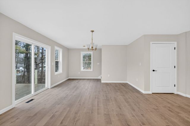 65 Ormonde Rd, Methuen, MA 01844