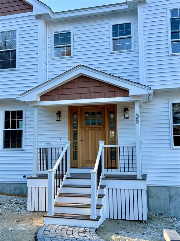 65 Ormonde Rd, Methuen, MA 01844