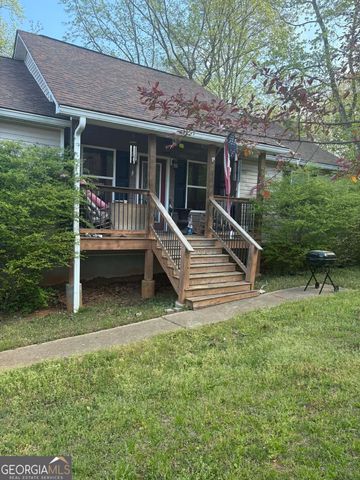 57 Landing Drive, Powder Springs, GA 30127