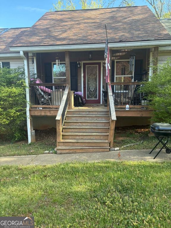 57 Landing Drive, Powder Springs, GA 30127