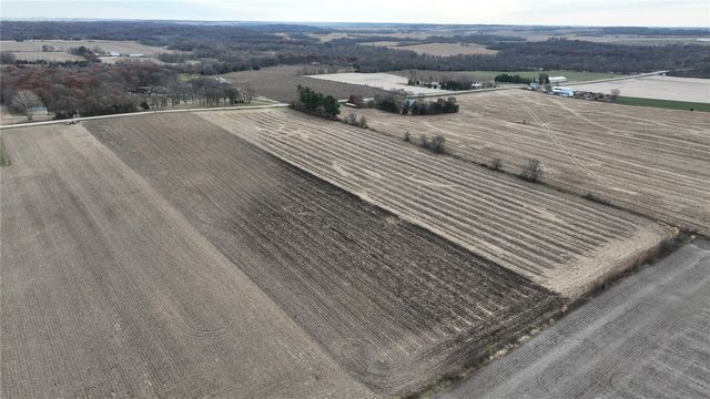 Jordans Grove Road, Central City, IA 52214