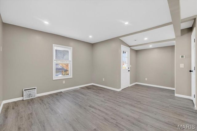 10563 Decker Avenue, St Louis, MO 63114