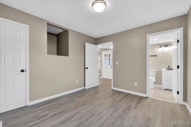 10563 Decker Avenue, St Louis, MO 63114