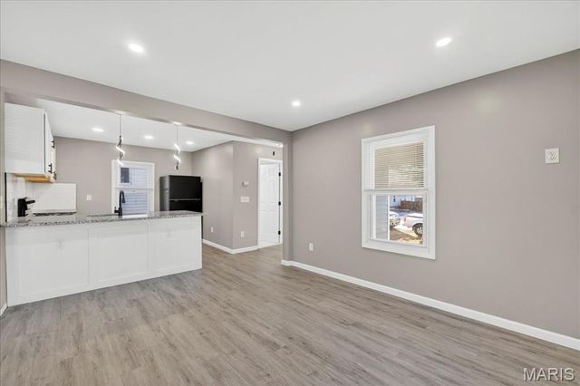 10563 Decker Avenue, St Louis, MO 63114