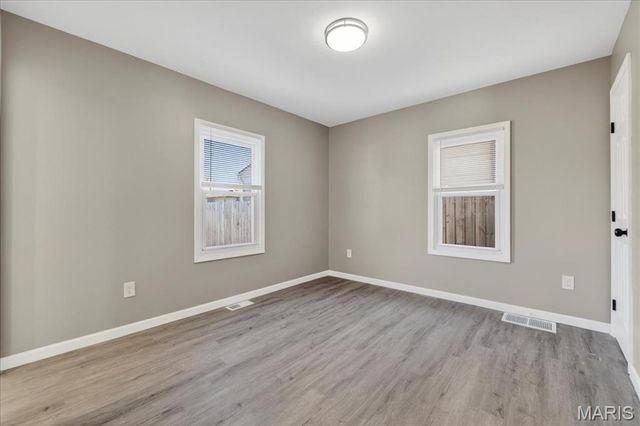 10563 Decker Avenue, St Louis, MO 63114