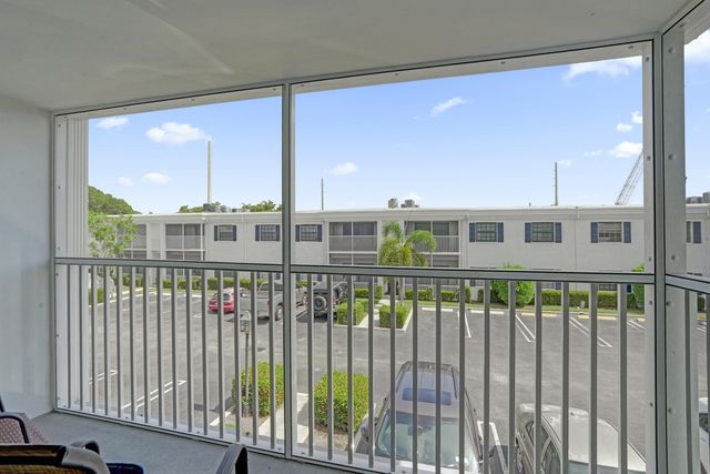 160 CYPRESS CLUB Drive 630, Pompano Beach, FL 33060