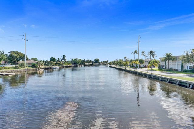 160 CYPRESS CLUB Drive 630, Pompano Beach, FL 33060