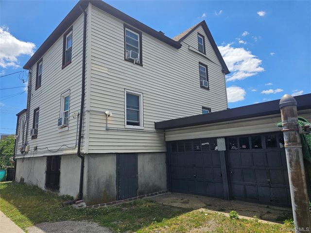 111 Wahl Avenue, Inwood, NY 11096