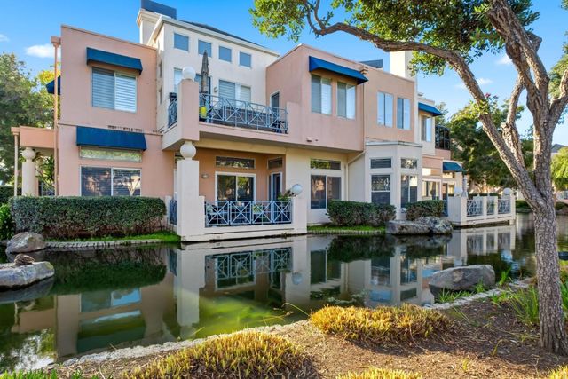 810 Lakeshore Drive, Redwood City, CA 94065