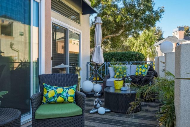 810 Lakeshore Drive, Redwood City, CA 94065