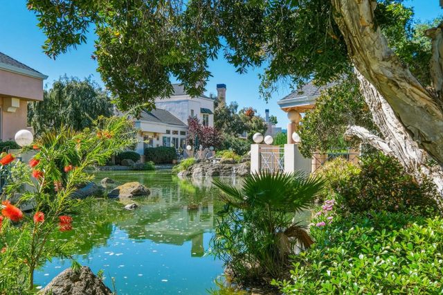 810 Lakeshore Drive, Redwood City, CA 94065