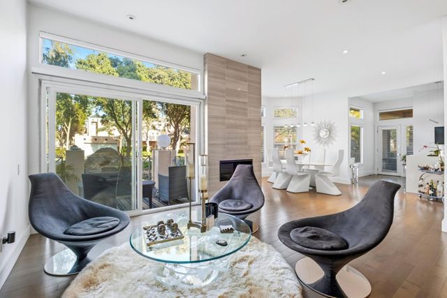810 Lakeshore Drive, Redwood City, CA 94065