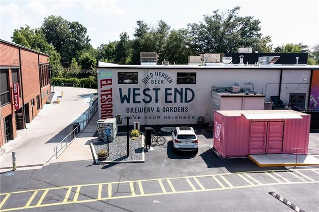 1294 Almont SW Drive, Atlanta, GA 30310